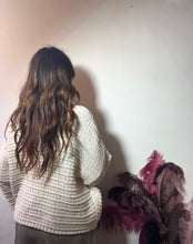 Cargar imagen en el visor de la galería, Cardigan con fiori ricamati🌸
