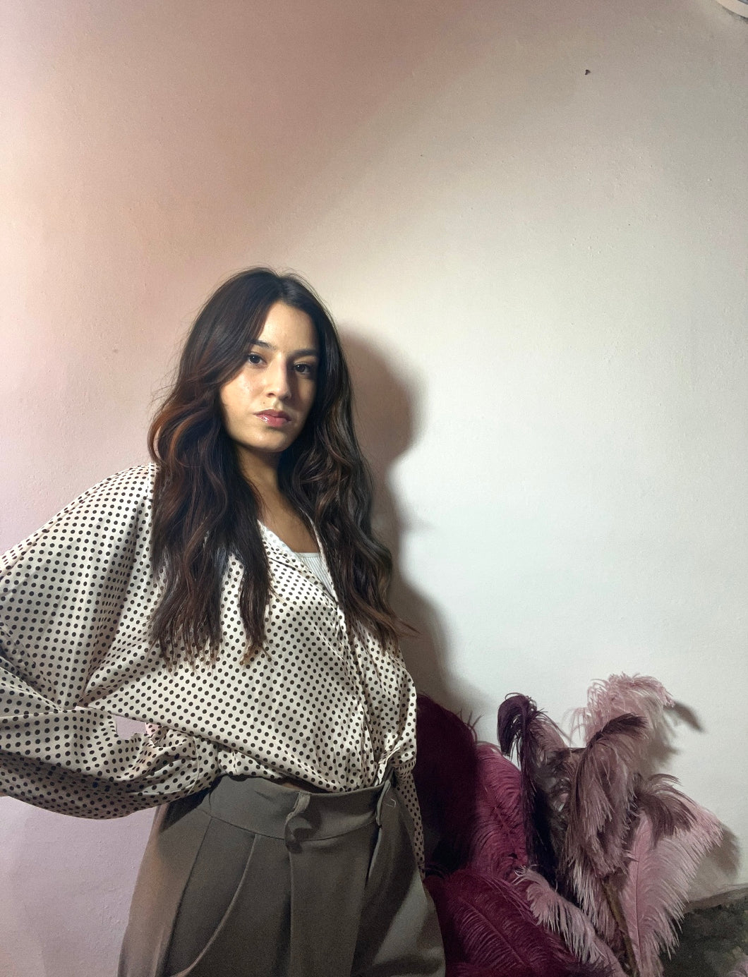 Camicia a pois marroni🤎